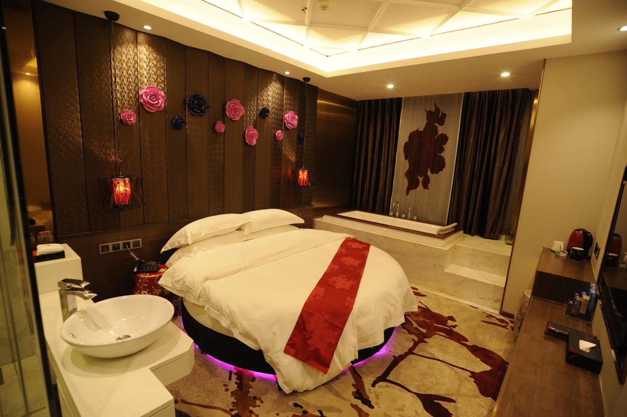 Secret Garden Hotel Guangzhou Exterior photo