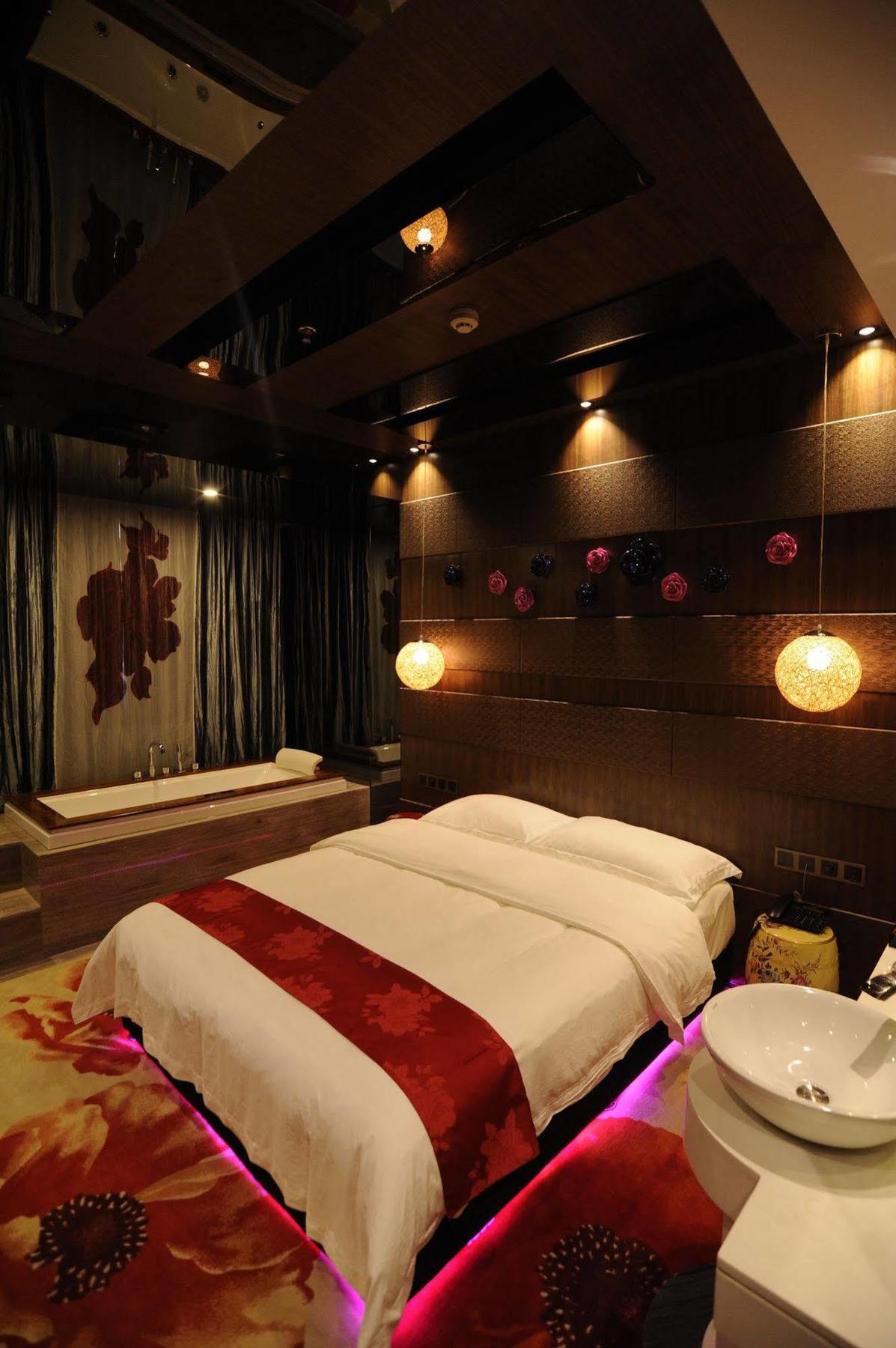 Secret Garden Hotel Guangzhou Exterior photo